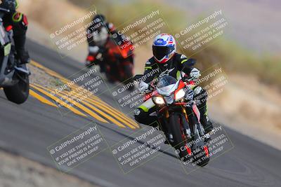 media/Sep-11-2022-SoCal Trackdays (Sun) [[81b7e951af]]/Turn 5 (1110am)/